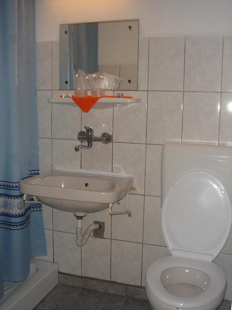 Motel Cristina Bicaz Buitenkant foto